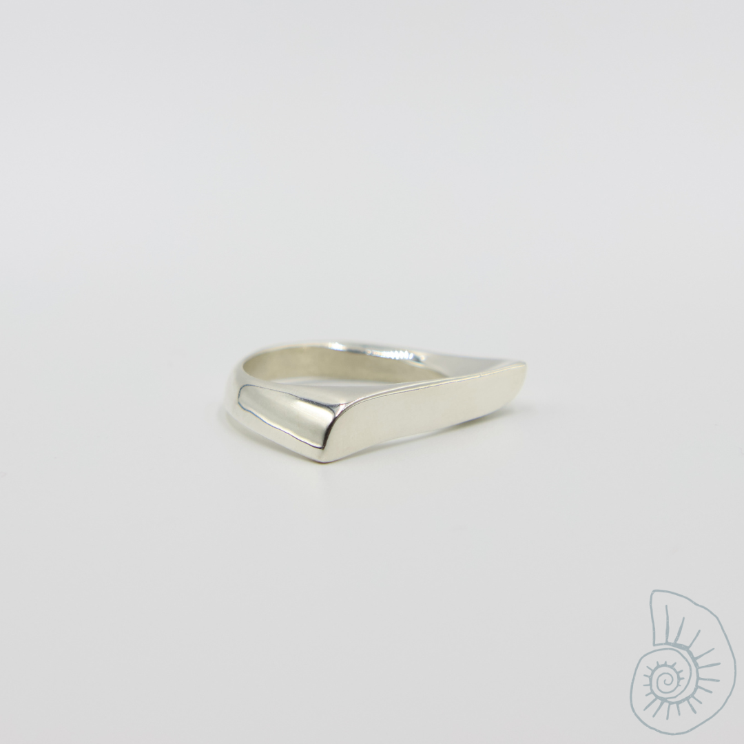 Wave Signet Ring