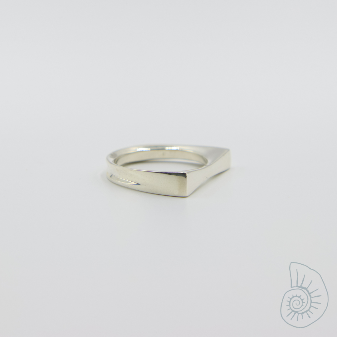 Classic Signet Ring