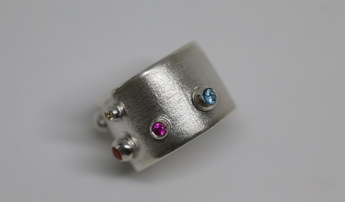 Confetti Ring – Edición de Autor